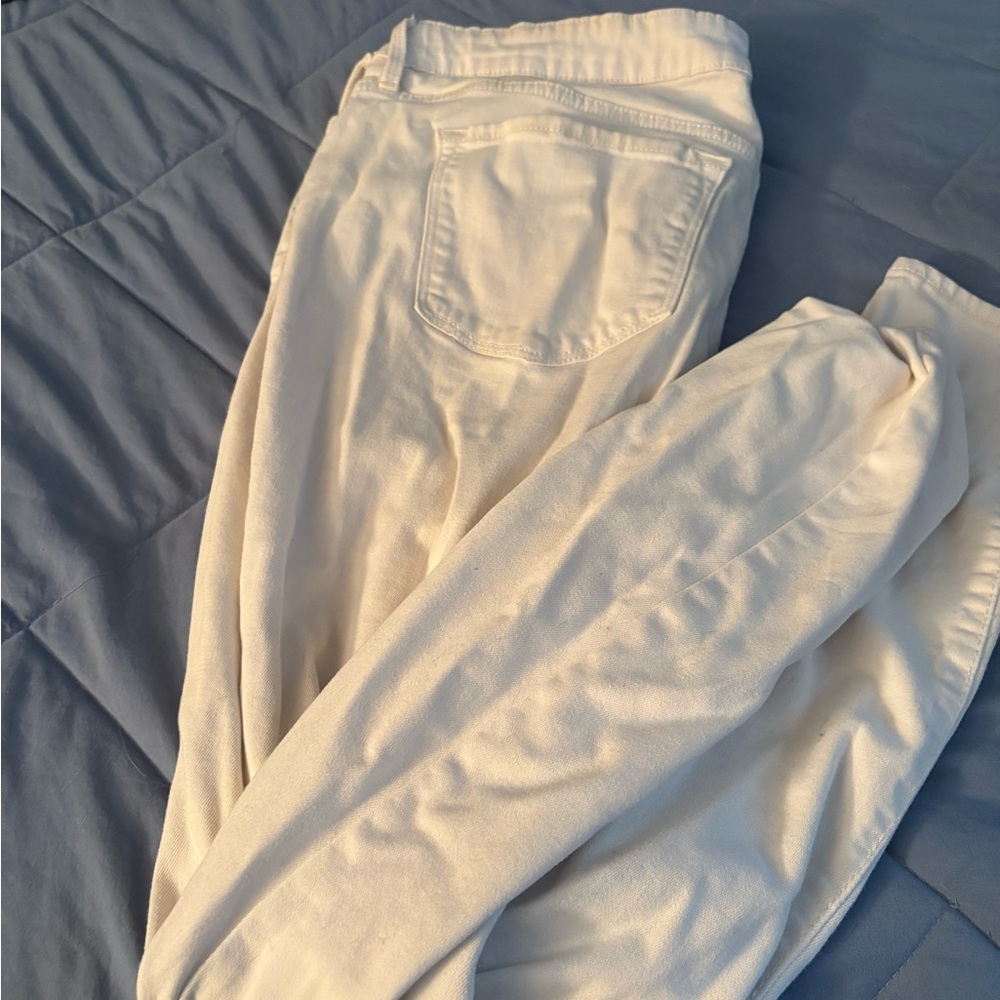 Old Navy Women's White Skinny Jeans Size 16
